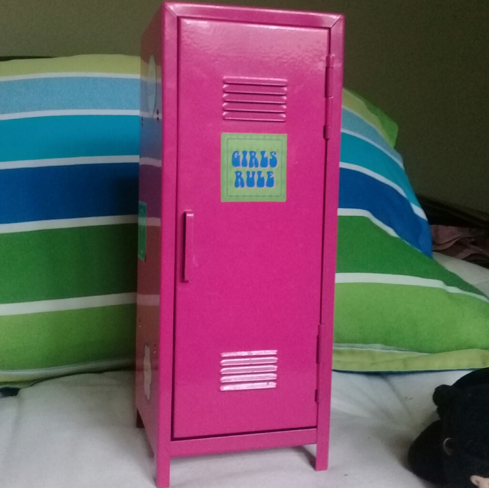 Mini pink locker w girly stickers